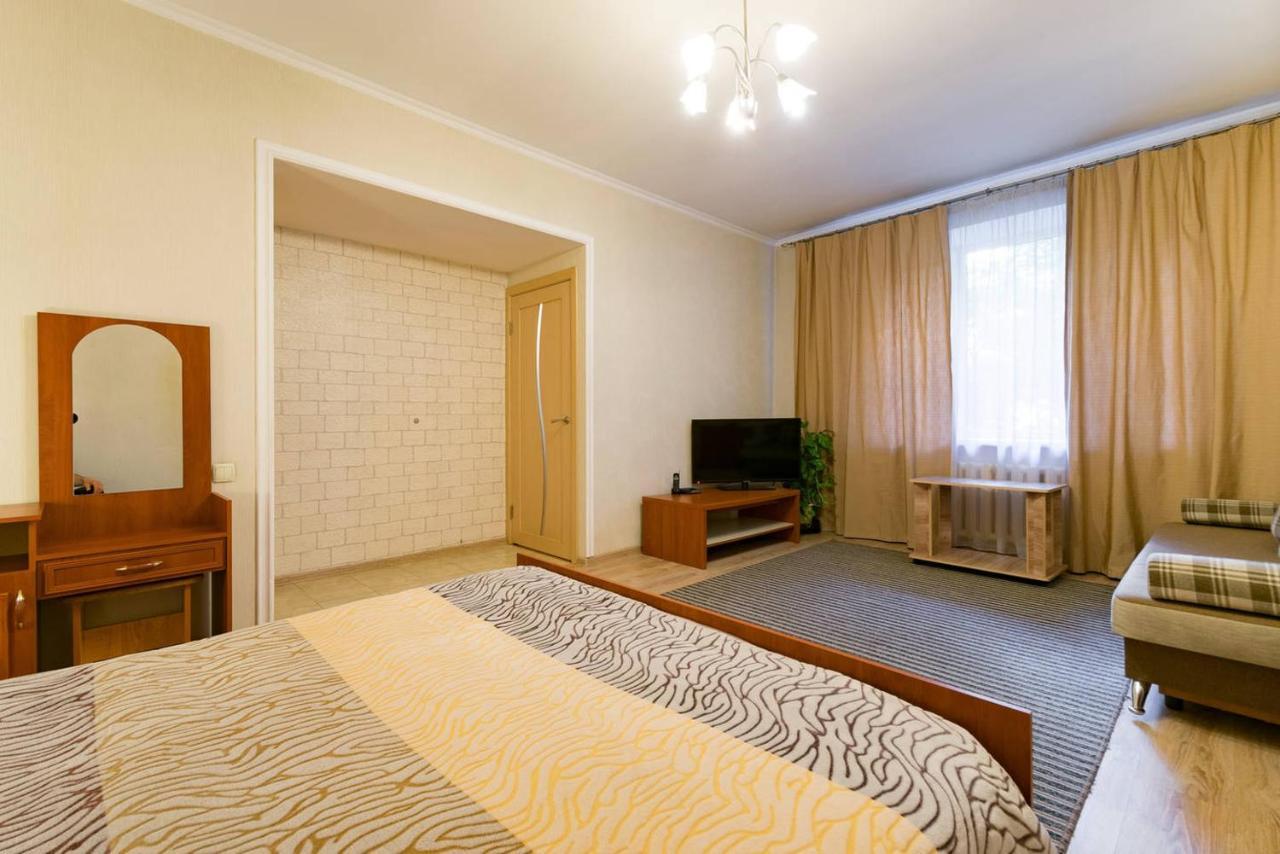 Nadezhda Apartment On Nauryzbay Batyra 37/1 Almaty Exteriér fotografie