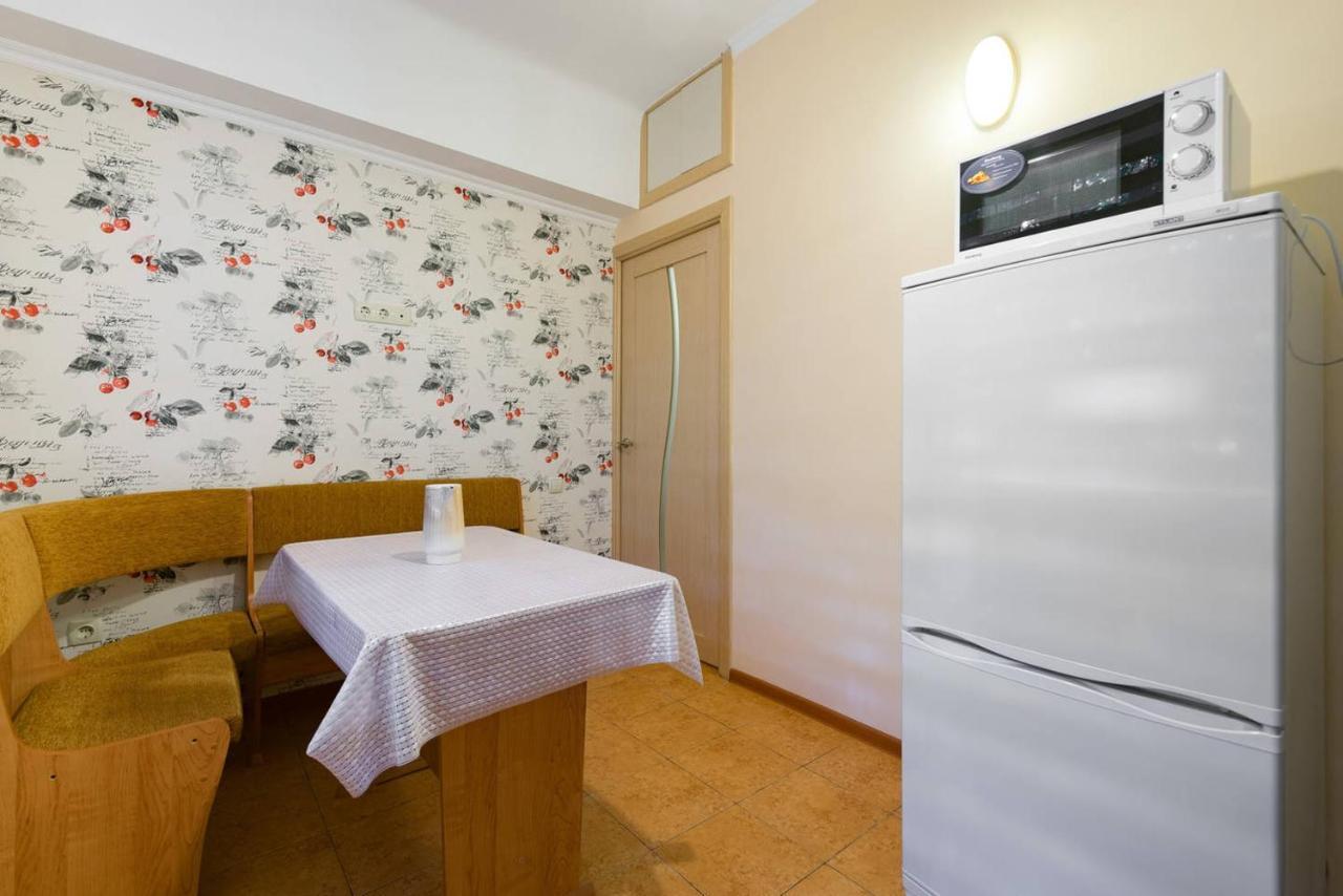Nadezhda Apartment On Nauryzbay Batyra 37/1 Almaty Exteriér fotografie